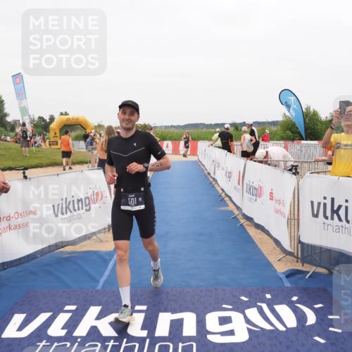 22.06.2025 - Viking Triathlon MichiJ http://msf.ph/oto/8132128 22.06.2025 15:43:19 Ziel 501 meine-sportfotos.de