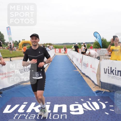 22.06.2025 - Viking Triathlon MichiJ http://msf.ph/oto/8132130 22.06.2025 15:43:19 Ziel 501 meine-sportfotos.de