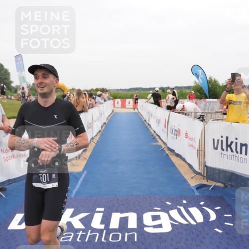 22.06.2025 - Viking Triathlon MichiJ http://msf.ph/oto/8132132 22.06.2025 15:43:19 Ziel 501 meine-sportfotos.de