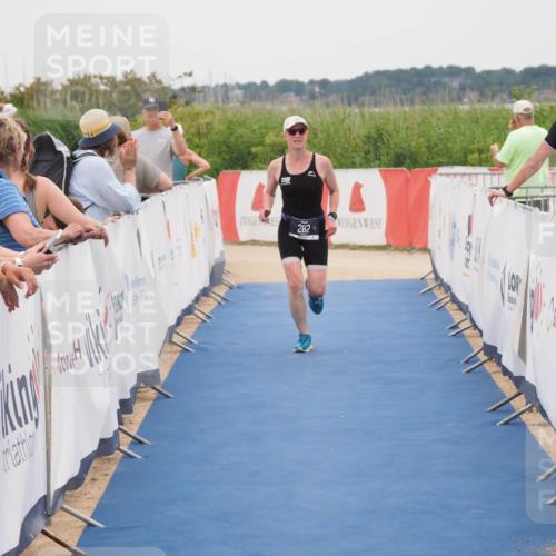 22.06.2025 - Viking Triathlon MichiJ http://msf.ph/oto/8132139 22.06.2025 15:43:34 Ziel 282 meine-sportfotos.de