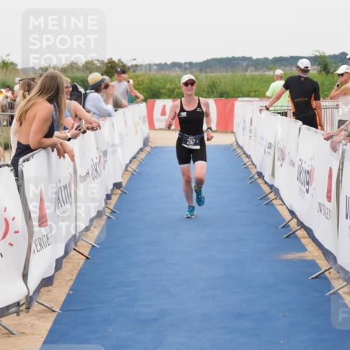 22.06.2025 - Viking Triathlon MichiJ http://msf.ph/oto/8132150 22.06.2025 15:43:35 Ziel 282 meine-sportfotos.de