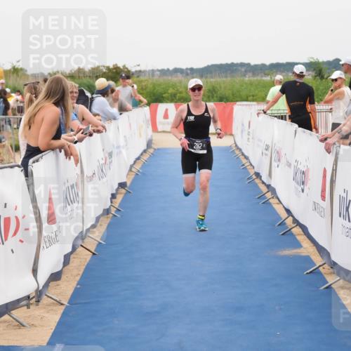 22.06.2025 - Viking Triathlon MichiJ http://msf.ph/oto/8132152 22.06.2025 15:43:35 Ziel 282 meine-sportfotos.de