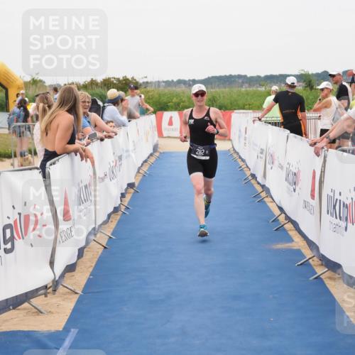 22.06.2025 - Viking Triathlon MichiJ http://msf.ph/oto/8132154 22.06.2025 15:43:36 Ziel 282 meine-sportfotos.de