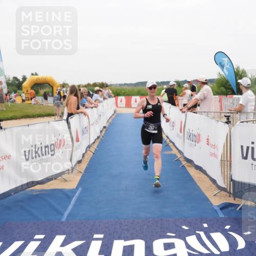 22.06.2025 - Viking Triathlon MichiJ http://msf.ph/oto/8132162 22.06.2025 15:43:37 Ziel 282 meine-sportfotos.de