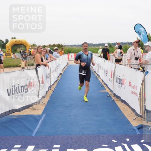22.06.2025 - Viking Triathlon MichiJ http://msf.ph/oto/8132195 22.06.2025 15:43:50 Ziel 114 meine-sportfotos.de