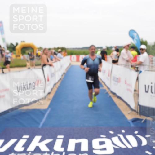 22.06.2025 - Viking Triathlon MichiJ http://msf.ph/oto/8132199 22.06.2025 15:43:51 Ziel 114 meine-sportfotos.de