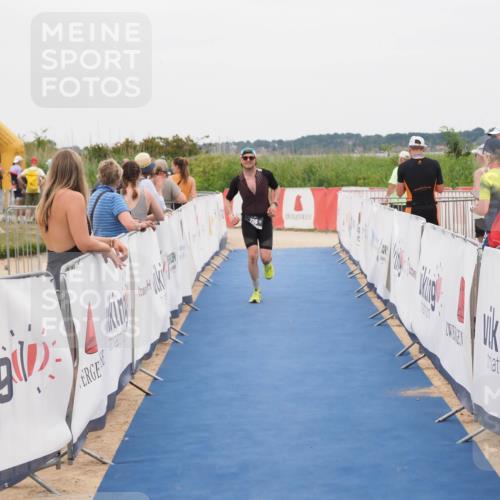 22.06.2025 - Viking Triathlon MichiJ http://msf.ph/oto/8132212 22.06.2025 15:44:23 Ziel 238 meine-sportfotos.de