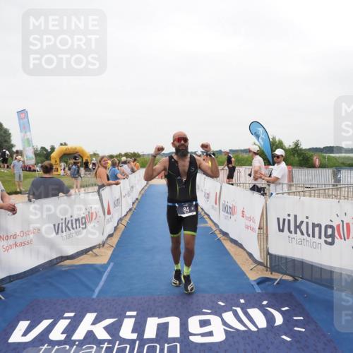 22.06.2025 - Viking Triathlon MichiJ http://msf.ph/oto/8132280 22.06.2025 15:44:40 Ziel 66, 84 meine-sportfotos.de