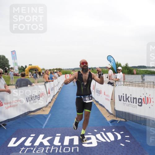 22.06.2025 - Viking Triathlon MichiJ http://msf.ph/oto/8132282 22.06.2025 15:44:41 Ziel 66, 84 meine-sportfotos.de