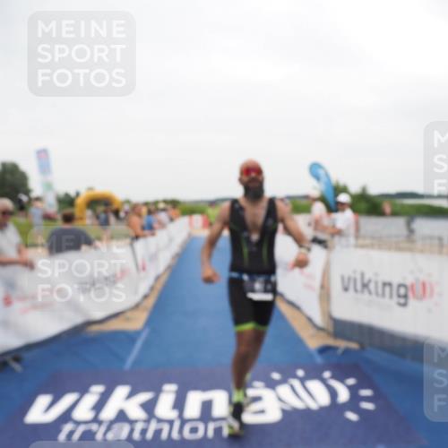 22.06.2025 - Viking Triathlon MichiJ http://msf.ph/oto/8132283 22.06.2025 15:44:41 Ziel 66, 84 meine-sportfotos.de