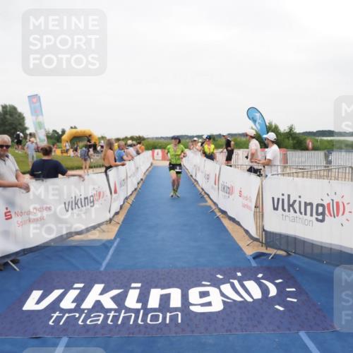 22.06.2025 - Viking Triathlon MichiJ http://msf.ph/oto/8132295 22.06.2025 15:44:43 Ziel 66, 84 meine-sportfotos.de