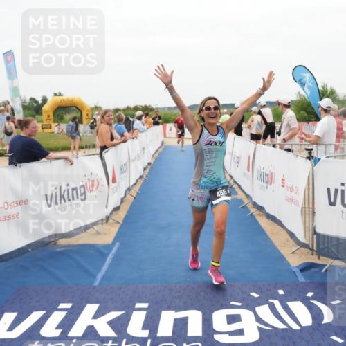 22.06.2025 - Viking Triathlon MichiJ http://msf.ph/oto/8132355 22.06.2025 15:45:05 Ziel 465, 511 meine-sportfotos.de