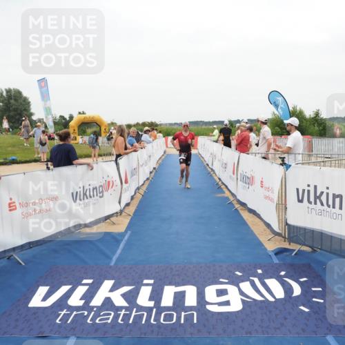 22.06.2025 - Viking Triathlon MichiJ http://msf.ph/oto/8132379 22.06.2025 15:45:08 Ziel 465, 511 meine-sportfotos.de