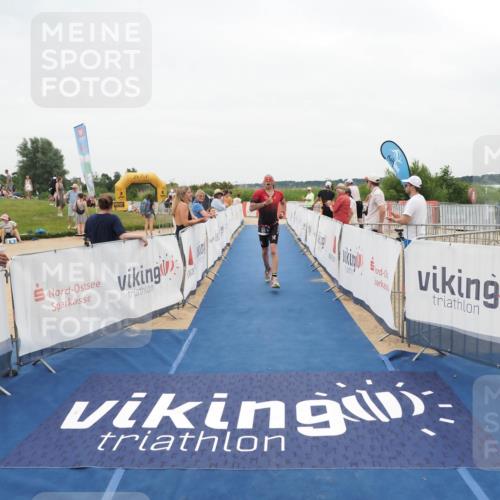 22.06.2025 - Viking Triathlon MichiJ http://msf.ph/oto/8132383 22.06.2025 15:45:09 Ziel 465, 511 meine-sportfotos.de