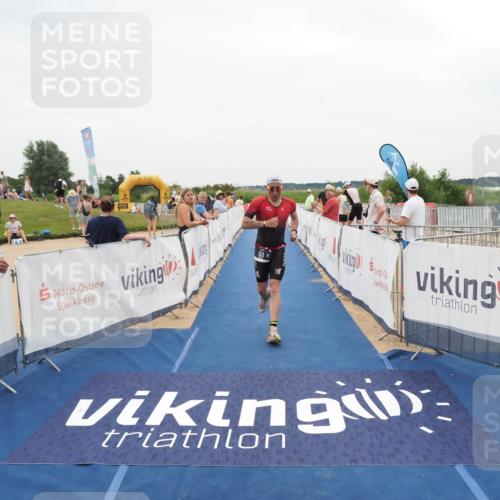 22.06.2025 - Viking Triathlon MichiJ http://msf.ph/oto/8132390 22.06.2025 15:45:10 Ziel 511 meine-sportfotos.de