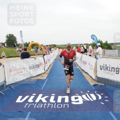 22.06.2025 - Viking Triathlon MichiJ http://msf.ph/oto/8132394 22.06.2025 15:45:10 Ziel 511 meine-sportfotos.de