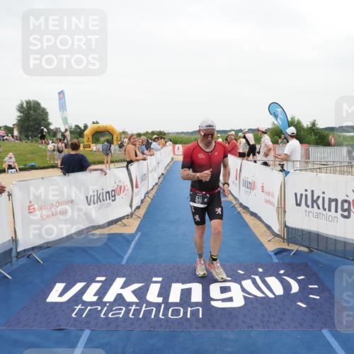 22.06.2025 - Viking Triathlon MichiJ http://msf.ph/oto/8132395 22.06.2025 15:45:10 Ziel 511 meine-sportfotos.de
