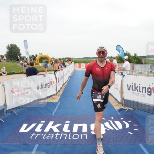 22.06.2025 - Viking Triathlon MichiJ http://msf.ph/oto/8132399 22.06.2025 15:45:11 Ziel 511 meine-sportfotos.de