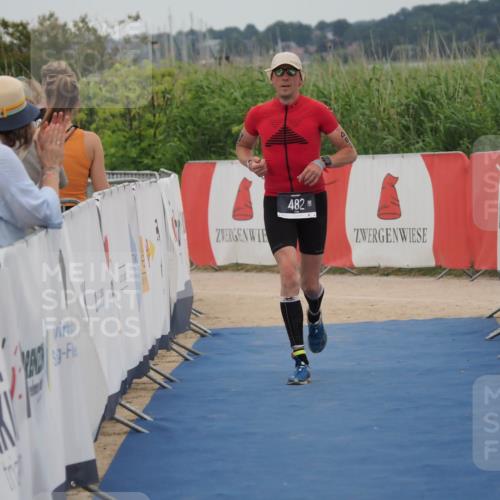 22.06.2025 - Viking Triathlon MichiJ http://msf.ph/oto/8132400 22.06.2025 15:45:38 Ziel 482 meine-sportfotos.de