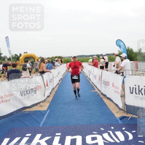 22.06.2025 - Viking Triathlon MichiJ http://msf.ph/oto/8132437 22.06.2025 15:45:43 Ziel 115, 482 meine-sportfotos.de
