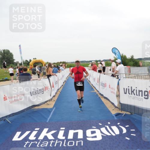 22.06.2025 - Viking Triathlon MichiJ http://msf.ph/oto/8132442 22.06.2025 15:45:43 Ziel 115, 482 meine-sportfotos.de