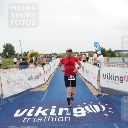 22.06.2025 - Viking Triathlon MichiJ http://msf.ph/oto/8132448 22.06.2025 15:45:44 Ziel 115, 482 meine-sportfotos.de