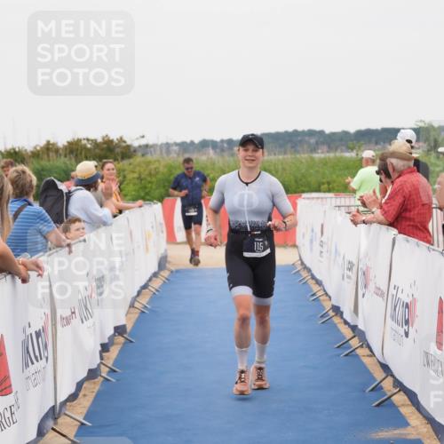 22.06.2025 - Viking Triathlon MichiJ http://msf.ph/oto/8132453 22.06.2025 15:45:48 Ziel 115, 482 meine-sportfotos.de