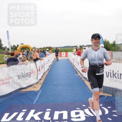 22.06.2025 - Viking Triathlon MichiJ http://msf.ph/oto/8132470 22.06.2025 15:45:50 Ziel 115, 449 meine-sportfotos.de