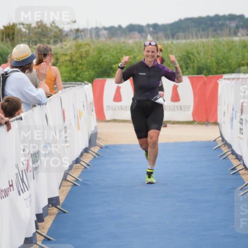 22.06.2025 - Viking Triathlon MichiJ http://msf.ph/oto/8132518 22.06.2025 15:46:02 Ziel 412 meine-sportfotos.de