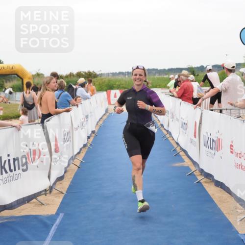 22.06.2025 - Viking Triathlon MichiJ http://msf.ph/oto/8132541 22.06.2025 15:46:05 Ziel 412 meine-sportfotos.de