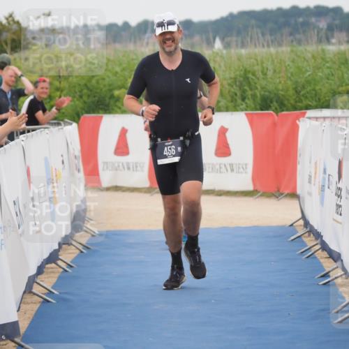 22.06.2025 - Viking Triathlon MichiJ http://msf.ph/oto/8132552 22.06.2025 15:46:42 Ziel 456 meine-sportfotos.de