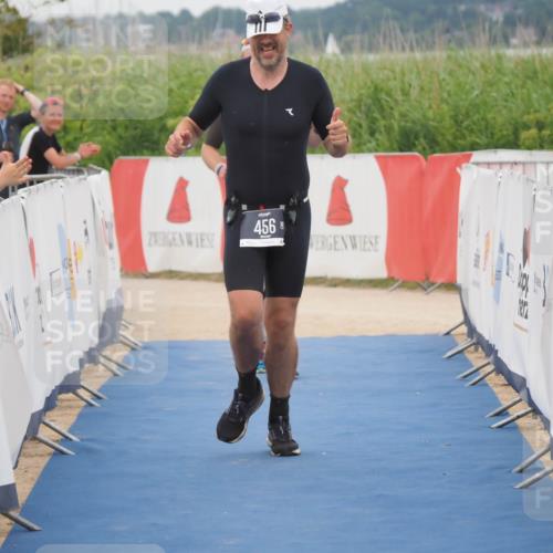 22.06.2025 - Viking Triathlon MichiJ http://msf.ph/oto/8132555 22.06.2025 15:46:43 Ziel 456 meine-sportfotos.de