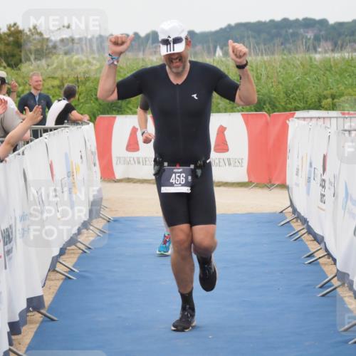 22.06.2025 - Viking Triathlon MichiJ http://msf.ph/oto/8132564 22.06.2025 15:46:44 Ziel 456 meine-sportfotos.de