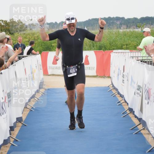 22.06.2025 - Viking Triathlon MichiJ http://msf.ph/oto/8132565 22.06.2025 15:46:44 Ziel 456 meine-sportfotos.de
