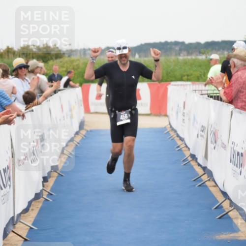 22.06.2025 - Viking Triathlon MichiJ http://msf.ph/oto/8132567 22.06.2025 15:46:44 Ziel 456 meine-sportfotos.de