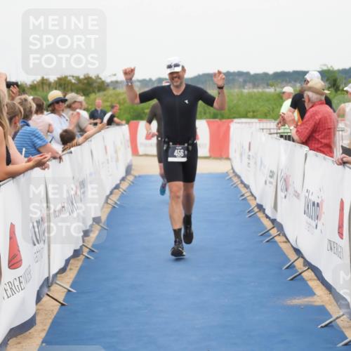 22.06.2025 - Viking Triathlon MichiJ http://msf.ph/oto/8132569 22.06.2025 15:46:45 Ziel 456 meine-sportfotos.de