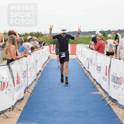 22.06.2025 - Viking Triathlon MichiJ http://msf.ph/oto/8132572 22.06.2025 15:46:45 Ziel 456 meine-sportfotos.de
