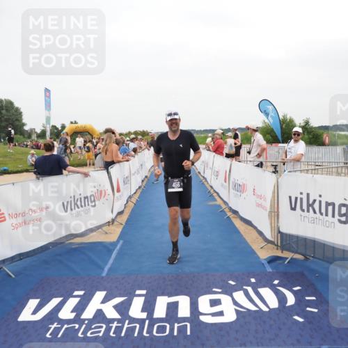 22.06.2025 - Viking Triathlon MichiJ http://msf.ph/oto/8132589 22.06.2025 15:46:47 Ziel 335, 456 meine-sportfotos.de