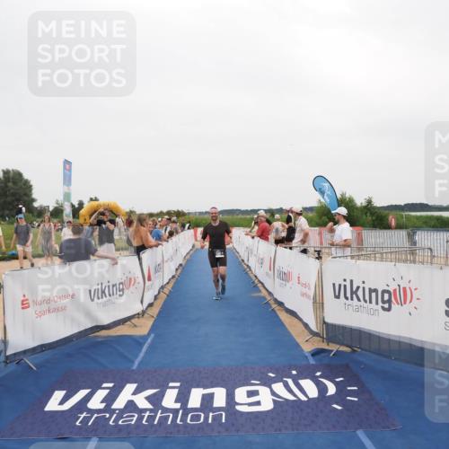 22.06.2025 - Viking Triathlon MichiJ http://msf.ph/oto/8132595 22.06.2025 15:46:52 Ziel 335, 456 meine-sportfotos.de