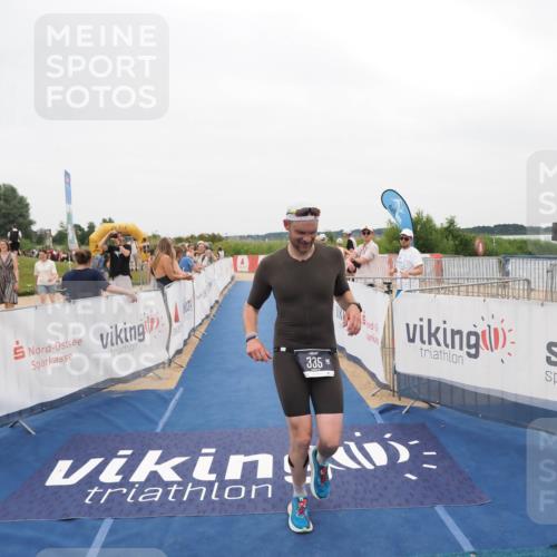 22.06.2025 - Viking Triathlon MichiJ http://msf.ph/oto/8132614 22.06.2025 15:46:54 Ziel 335 meine-sportfotos.de