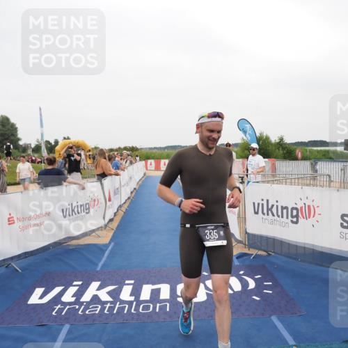 22.06.2025 - Viking Triathlon MichiJ http://msf.ph/oto/8132616 22.06.2025 15:46:54 Ziel 335 meine-sportfotos.de