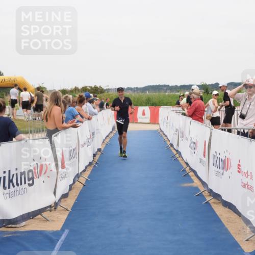 22.06.2025 - Viking Triathlon MichiJ http://msf.ph/oto/8132623 22.06.2025 15:47:19 Ziel 204 meine-sportfotos.de