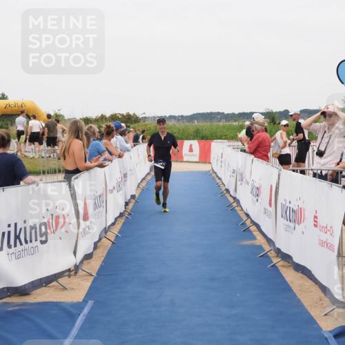 22.06.2025 - Viking Triathlon MichiJ http://msf.ph/oto/8132625 22.06.2025 15:47:20 Ziel 204 meine-sportfotos.de