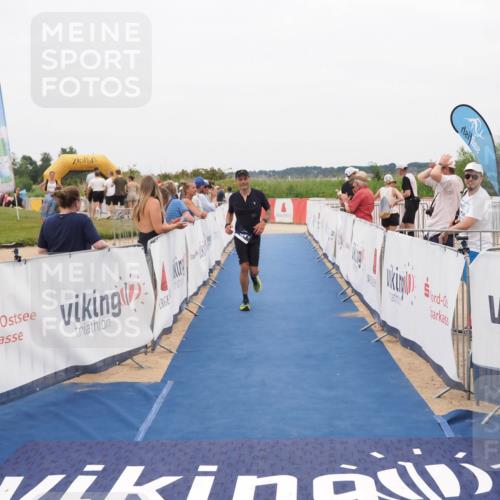 22.06.2025 - Viking Triathlon MichiJ http://msf.ph/oto/8132633 22.06.2025 15:47:21 Ziel 204 meine-sportfotos.de