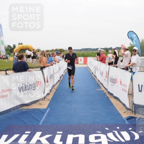 22.06.2025 - Viking Triathlon MichiJ http://msf.ph/oto/8132635 22.06.2025 15:47:21 Ziel 204 meine-sportfotos.de