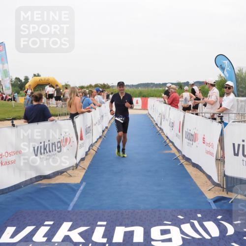 22.06.2025 - Viking Triathlon MichiJ http://msf.ph/oto/8132637 22.06.2025 15:47:21 Ziel 204 meine-sportfotos.de