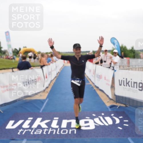 22.06.2025 - Viking Triathlon MichiJ http://msf.ph/oto/8132650 22.06.2025 15:47:23 Ziel 79, 204 meine-sportfotos.de