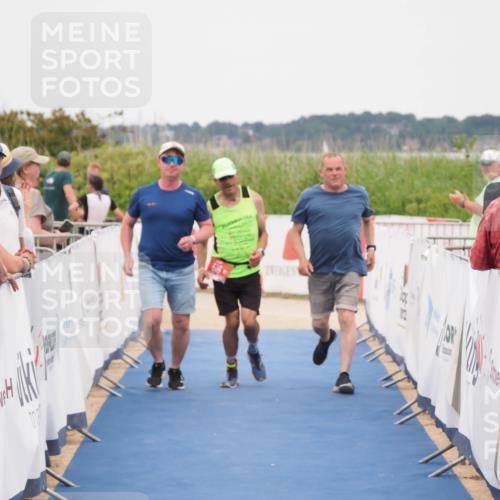 22.06.2025 - Viking Triathlon MichiJ http://msf.ph/oto/8132686 22.06.2025 15:47:58 Ziel 618 meine-sportfotos.de