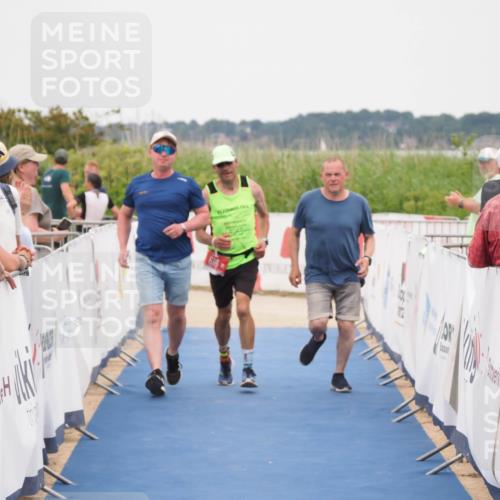 22.06.2025 - Viking Triathlon MichiJ http://msf.ph/oto/8132687 22.06.2025 15:47:58 Ziel 618 meine-sportfotos.de