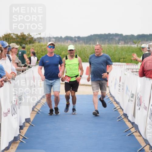 22.06.2025 - Viking Triathlon MichiJ http://msf.ph/oto/8132689 22.06.2025 15:47:59 Ziel 618 meine-sportfotos.de